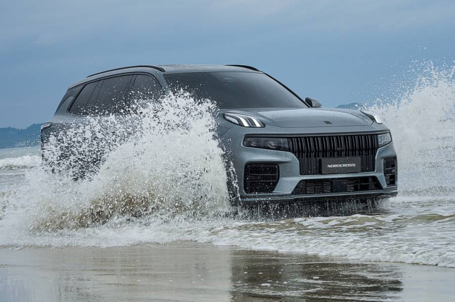 Автомобиль Geely Nordcross 001